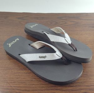 Reef flip flops